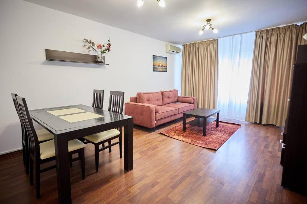 Queen Apartment Athenee Bucharest Exterior photo